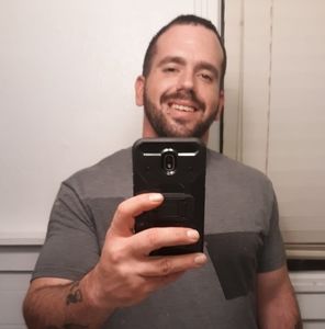 Meet your Posher, Thomas